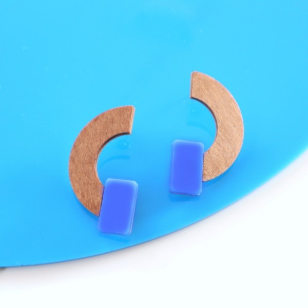 THINK+MAKE Handmade Earing Two Tone Plexiglass-Hypoallergenic Steel | Half Moon Wood